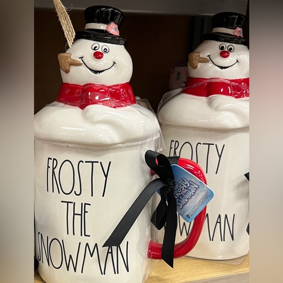 NWT ⛄️♥️ Rae Dunn Frosty the Snowman Lidded Christmas Mug - Picture 4 of 10